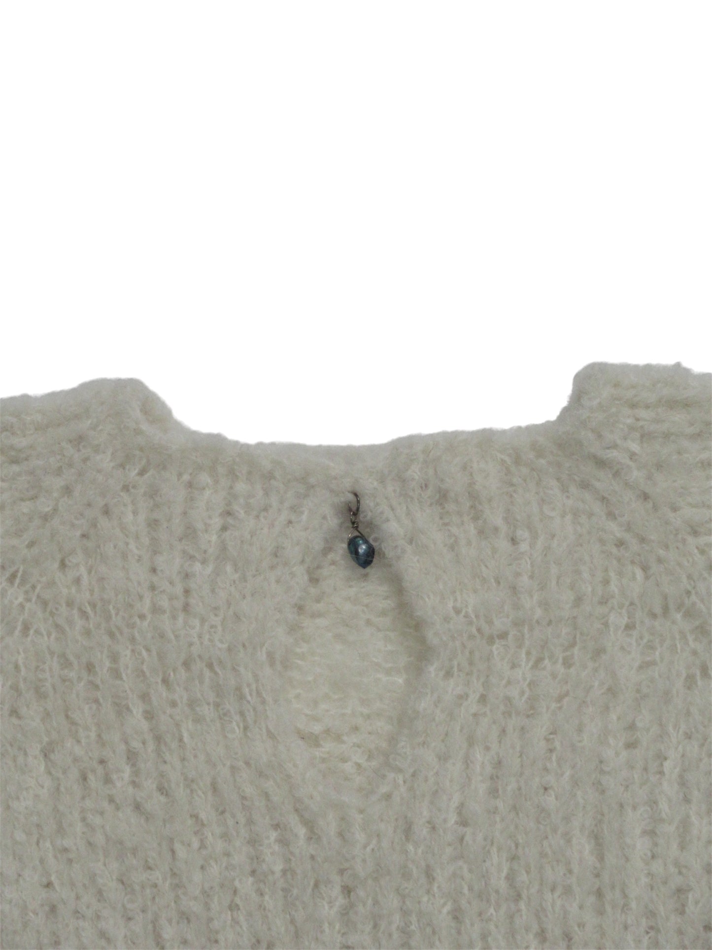 NoMachine White Bouclé Keyhole With Pearl Charm